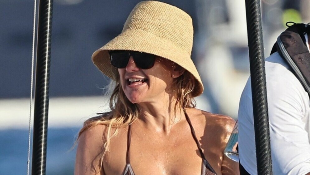 Kate Hudson - 2
