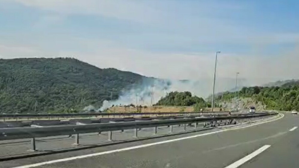 Požar uz A1, screenshot