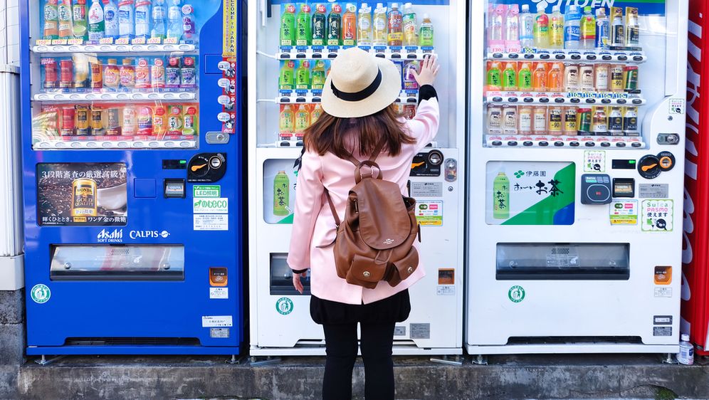 Automati s pićima u Japanu