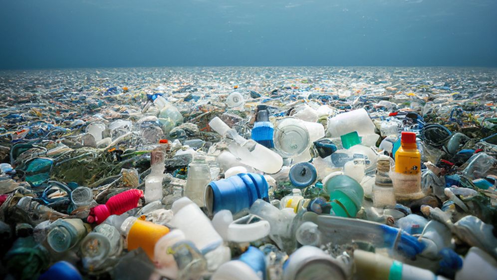 Plastični otpad u oceanu