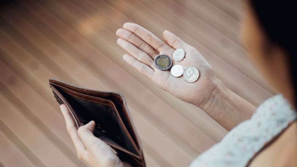 Prazan novčanik i sitniš