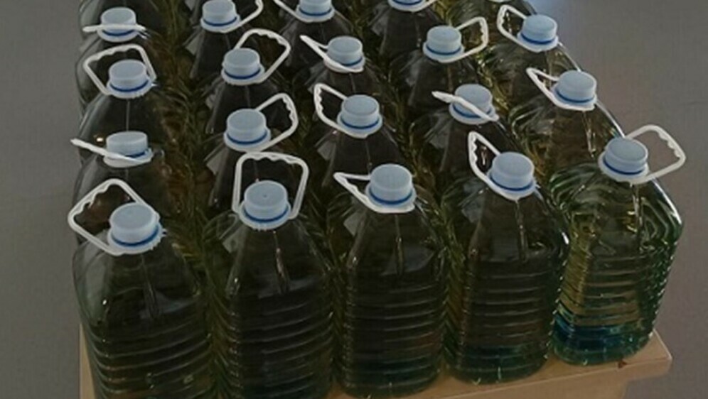 Rakija koju je državljanin BiH pokušao prokrijumčariti u Hrvatsku