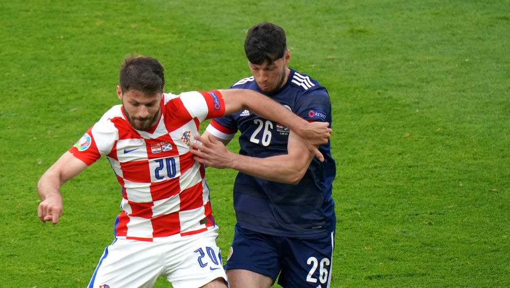 Scott McKenna protiv Brune Petkovića