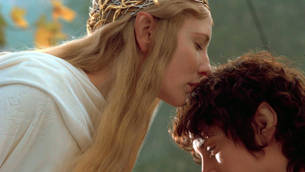 Scena iz filma 'Gospodar prstenova: Prstenova družina'