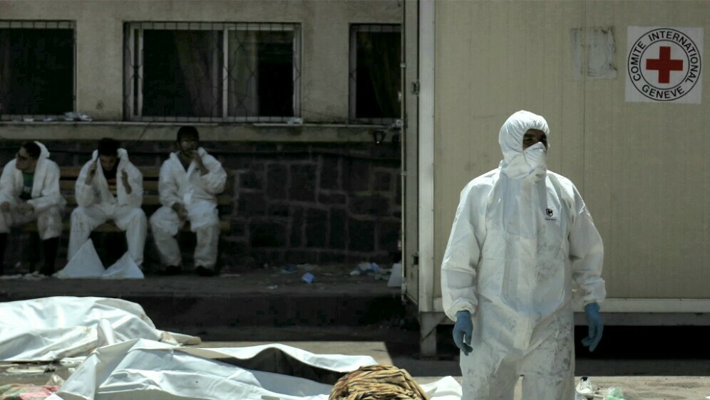 Dvorište bolnice nakon pokolja nad Druzima - 5