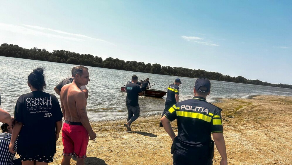 Potraga za parom koji se utopio u Dunavu