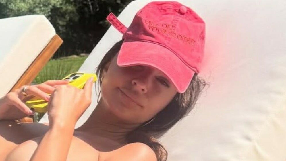 Emily Ratajkowski - 4