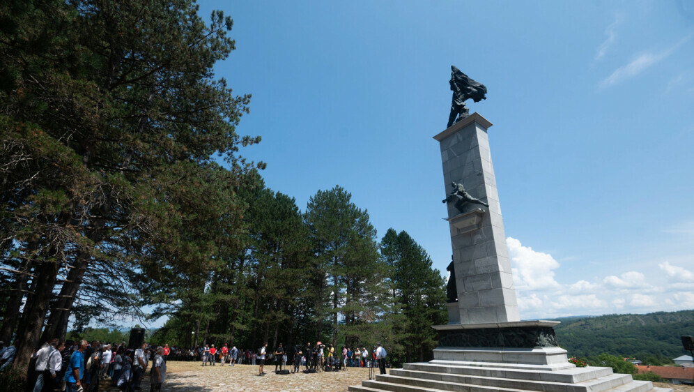 Spomenik ustanku u Srbu
