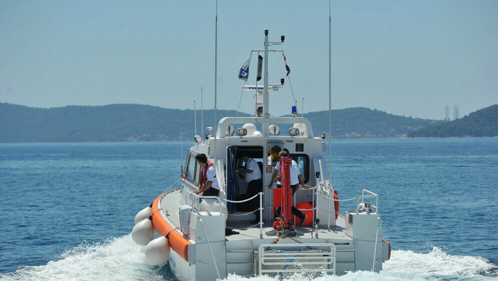 Brod Lučke kapetanije, ilustracija