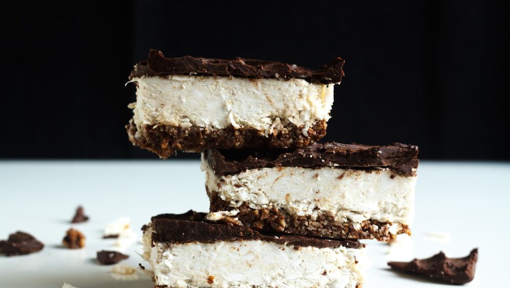 Ledeni sendvič od Oreo keksa, čokolade i sladoleda