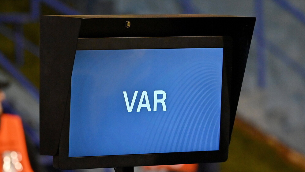 VAR sustav