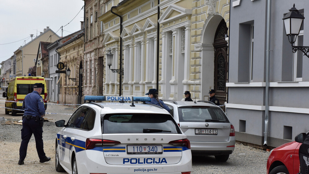 Policija