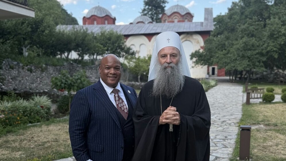 Mark Burns, patrijarh Porfirije
