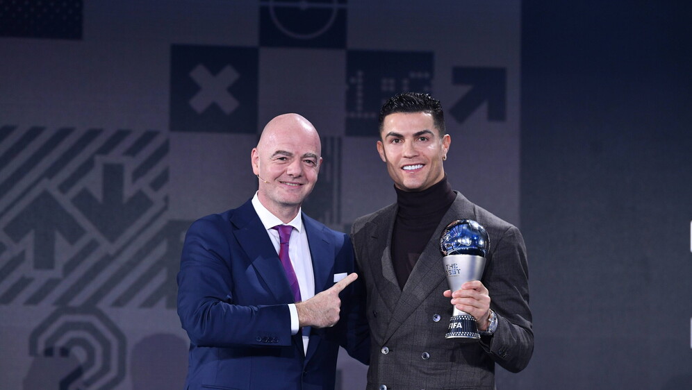 Gianni Infantino i Cristiano Ronaldo