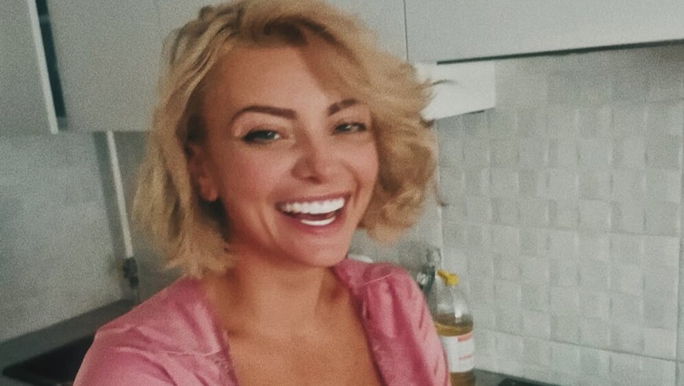 Ella Dvornik - 1