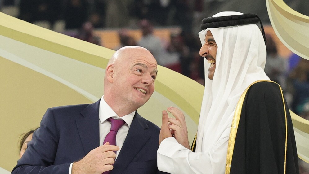Infantino i Sheikh Tamim bin Hamad al-Thani