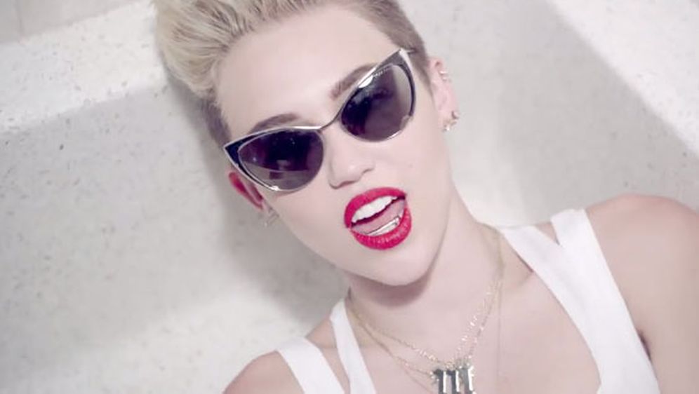 Novi video Miley Cyrus oborio rekord na VEVO