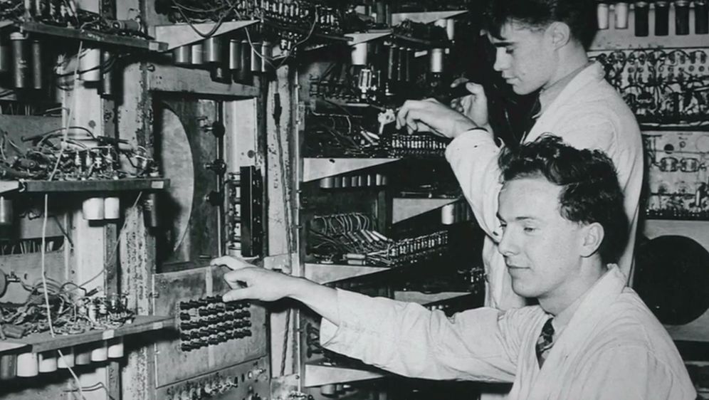 Prije 65 godina računalni program je po prvi puta pohranjen na računalo