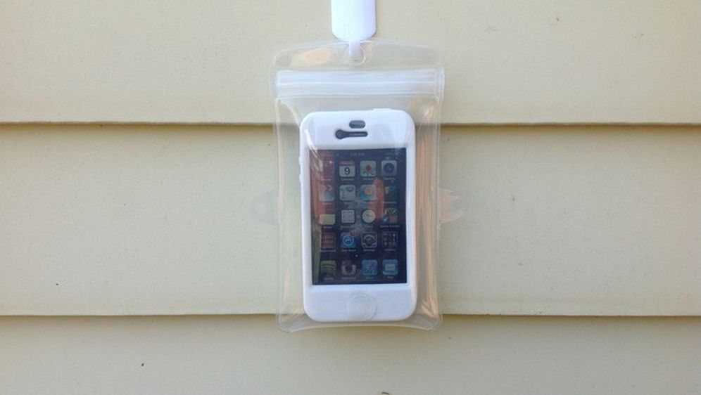 Tko kaže da se ne možete koristiti smartphoneom za vrijeme tuširanja?