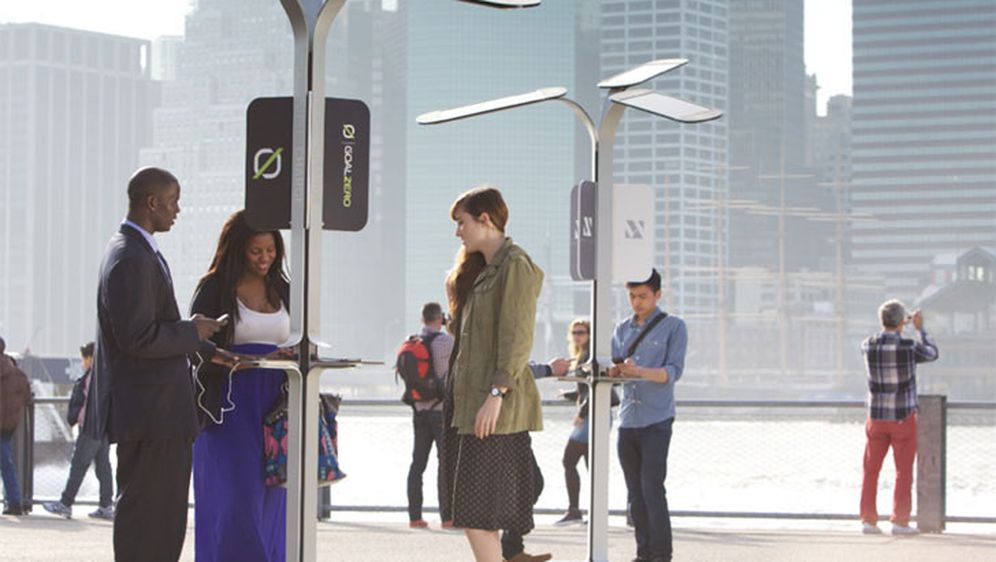 Solarni stupovi kao punjači za smartphone stižu u New York