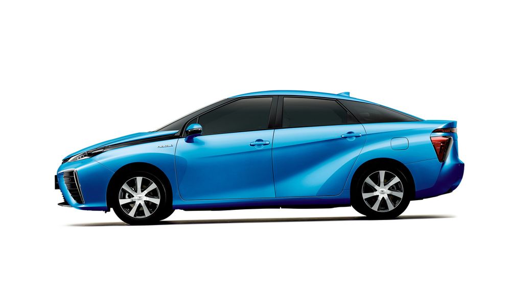Toyota želi konkurirati Tesli automobilima s pogonom na vodik