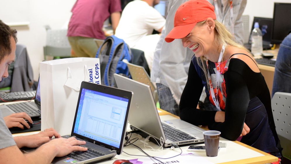 Natjecatelji Shift Hackathona i International Medical Corps zajedno grade aplikaciju koja će spašavati živote!