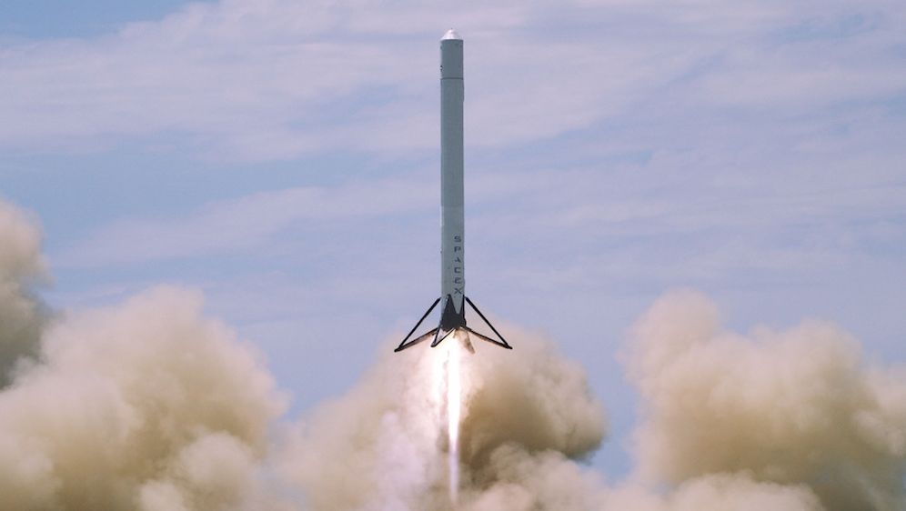 SpaceX-ova raketa Falcon 9 eksplodirala nakon polijetanja