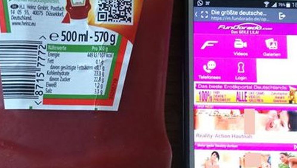 Gole žene umjesto kečapa: Marketinška kampanja dobila je neočekivani obrat