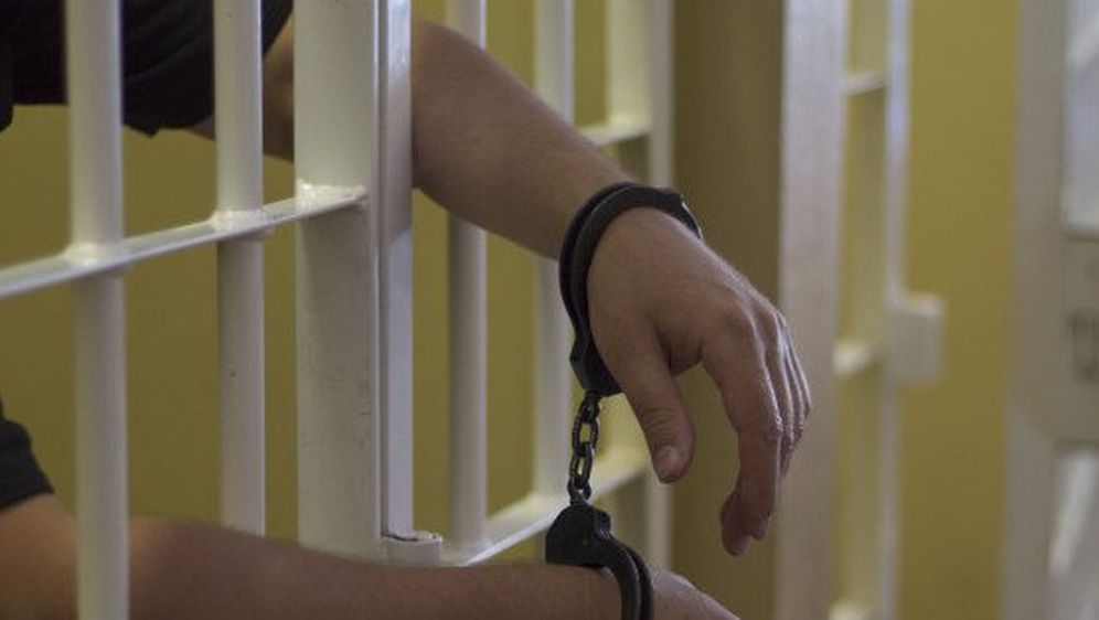 Prijeti im pet godina zatvora: Uhićeni zbog prijetnje – smajlićima!