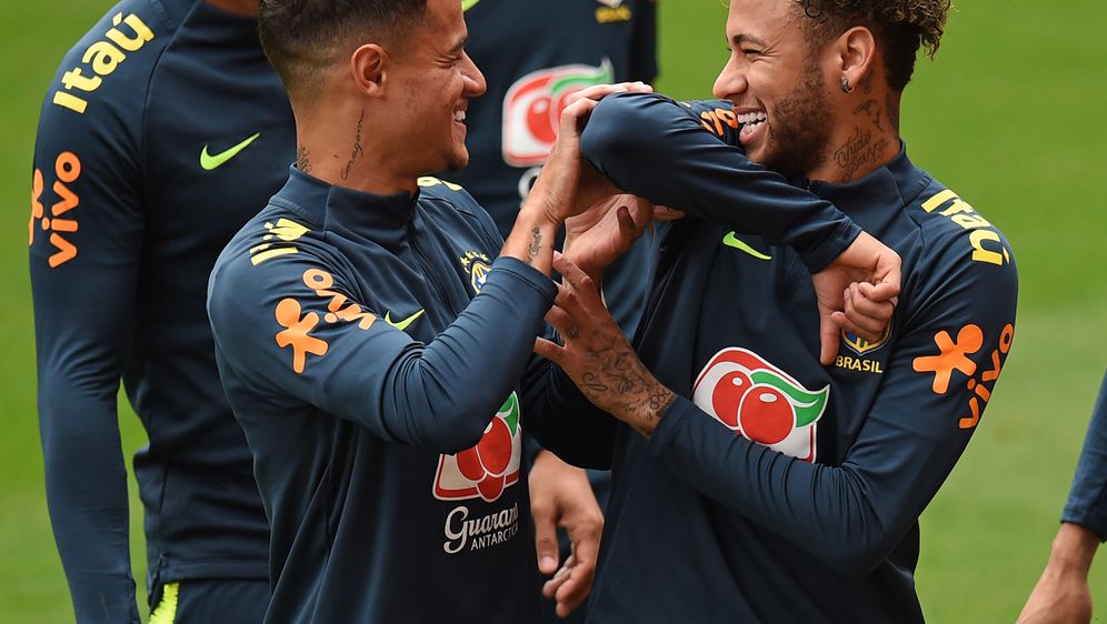 Coutinho i Neymar na treningu Brazila (Foto: AFP)