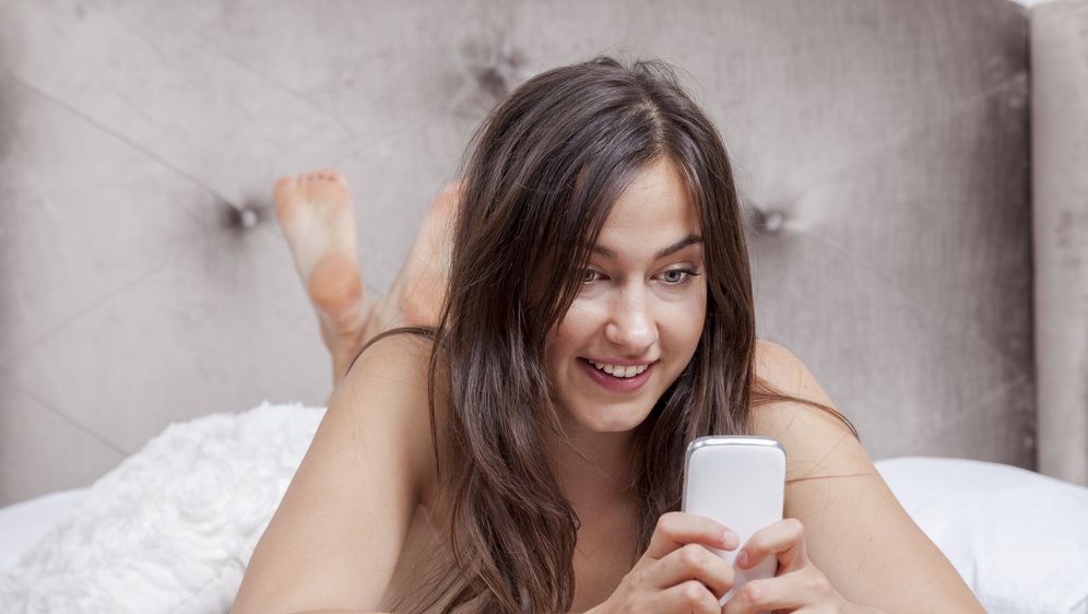 S mobilinim telefonom u krevet (Foto: Getty Images)