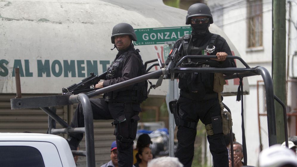 Meksički policajci (Foto: AFP)