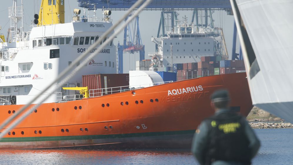 Aquarius, brod kojim su migranti stigli u Valenciju (Foto: AFP)