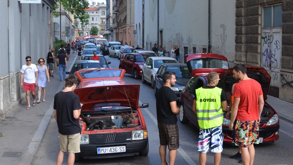 Prosvjedna akcija #ugasimotor (Foto: Pixell)