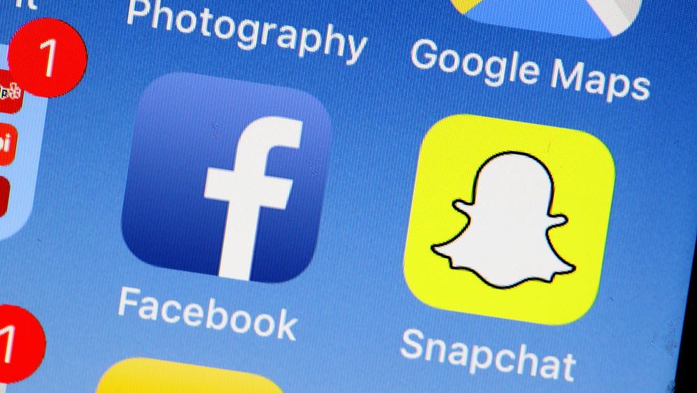 Snapchat i Facebook (Foto: AFP)