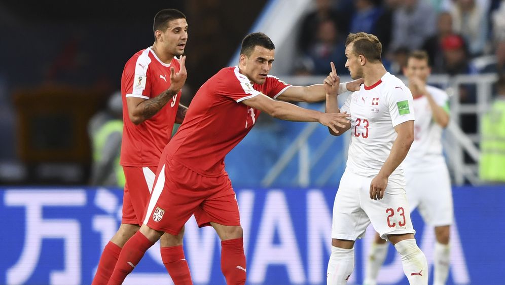 Mitrović, Kostić i Shaqiri (Foto: AFP)