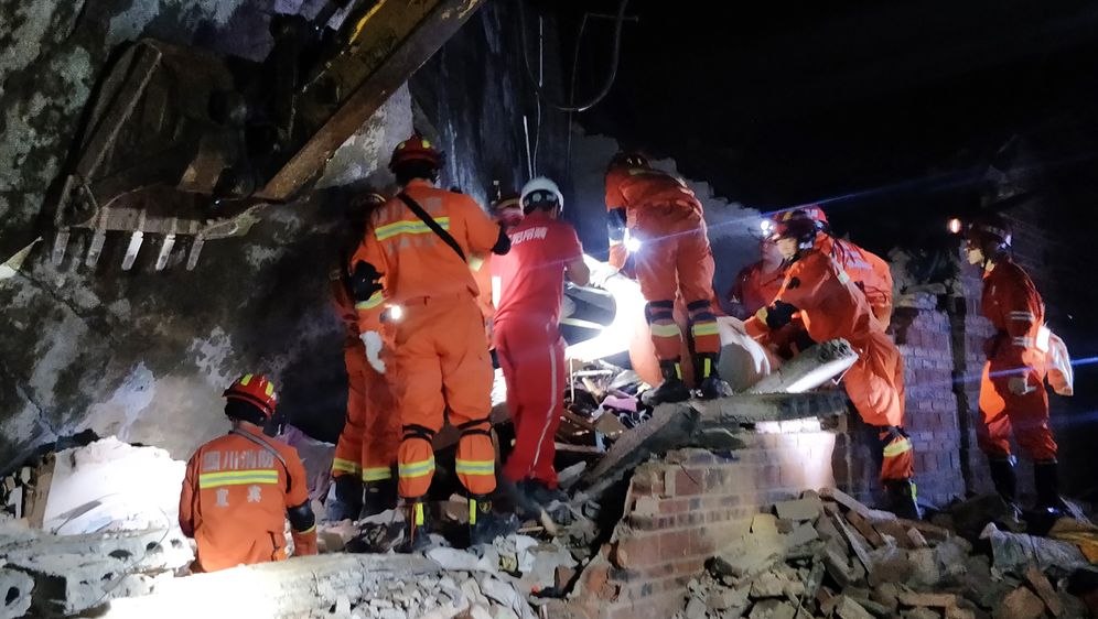 Strašan potres u Kini (Foto: AFP) - 2