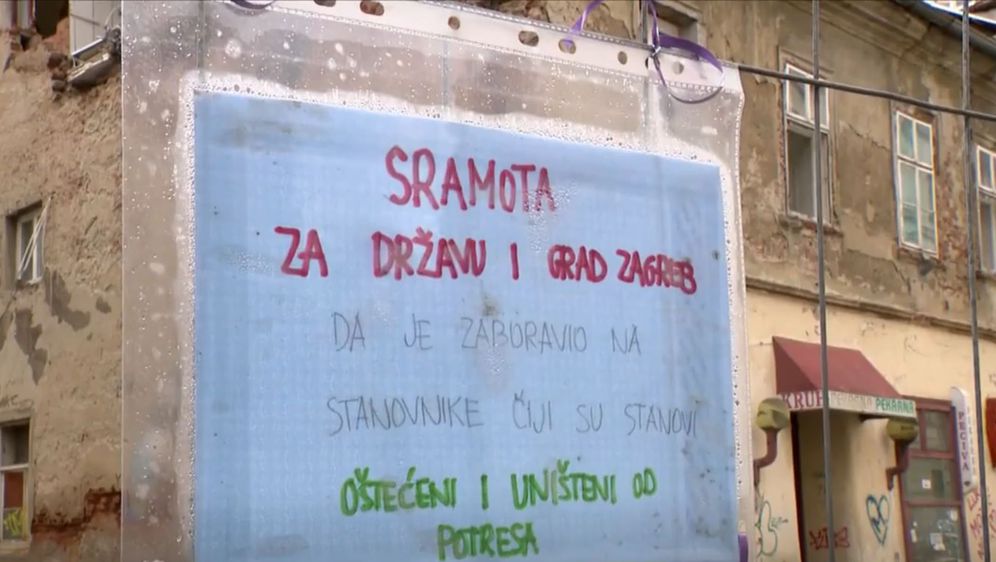Natpis za obnovu od potresa u Zagrebu