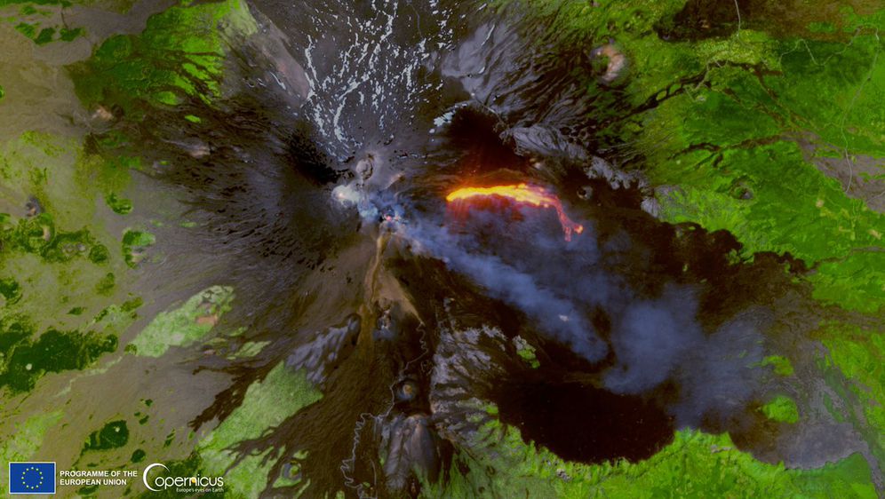 Erupcija Etne snimljena iz svemira