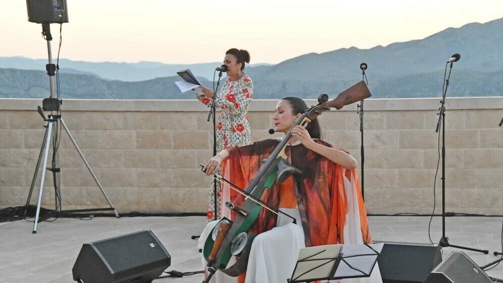 Ana Rucner i klapa Sv. Mihovil - 3