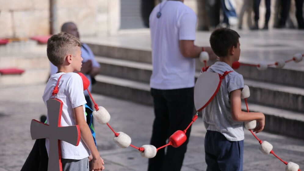 Molitva krunice na splitskom Peristilu - 1