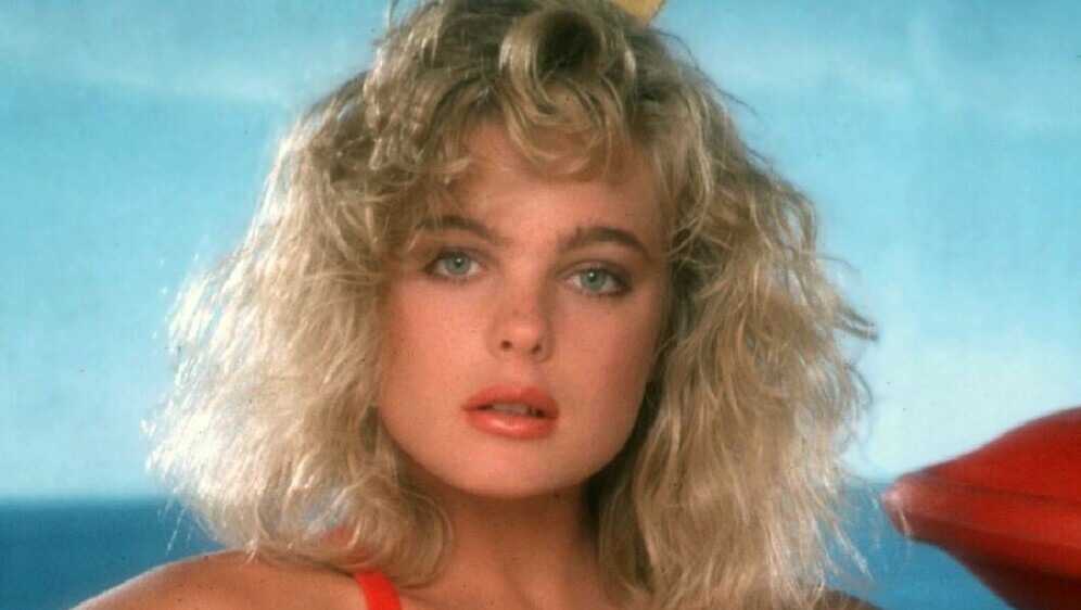 Erika Eleniak