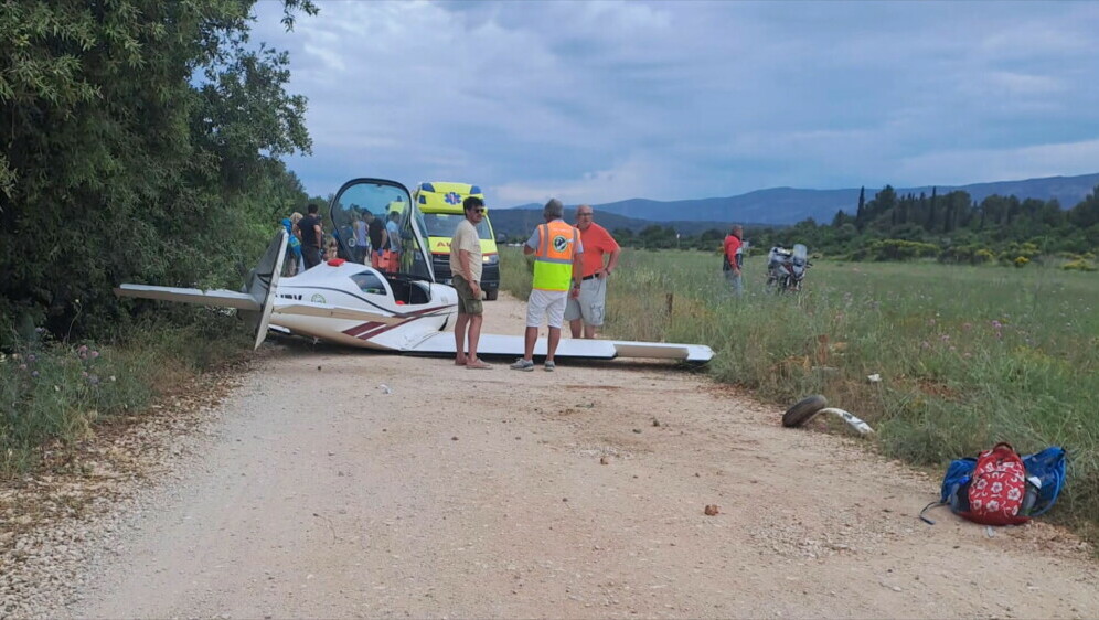 Avion - 2
