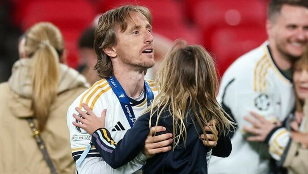 Luka Modrić s kćeri
