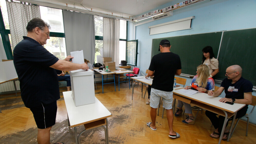 Biračko mjesto, ilustracija - 2