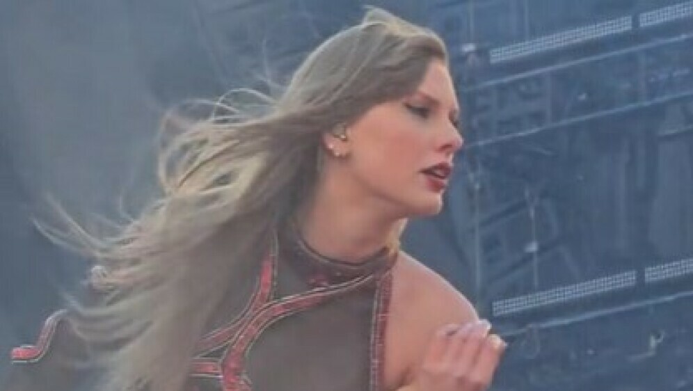Taylor Swift - 3