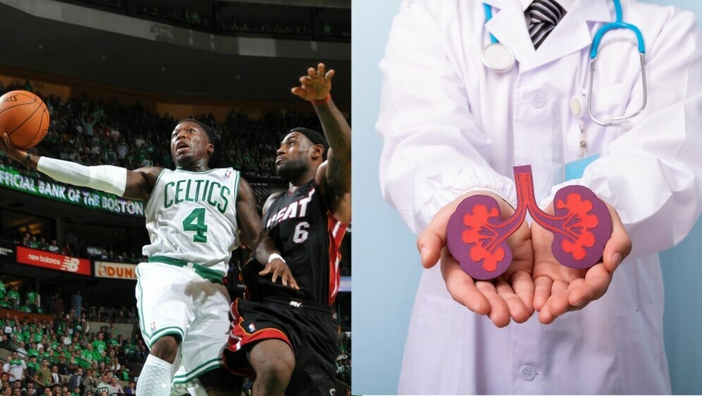 Košarkaši Nate Robinson i LeBron James kraj doktora s maketom bubrega