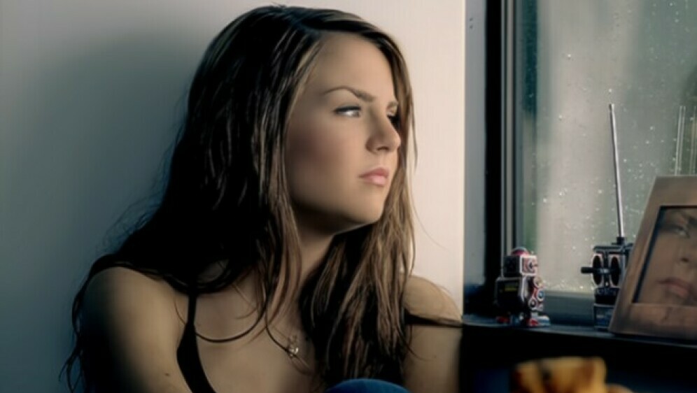 Joanne Levesque - JoJo