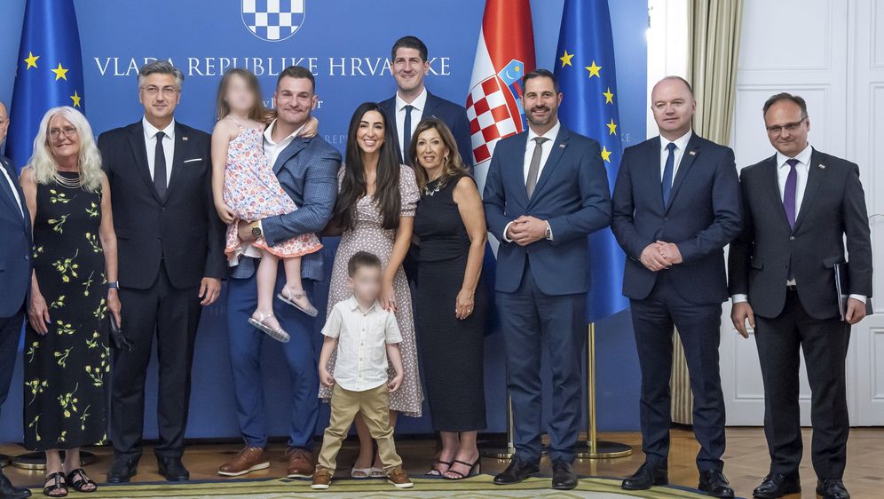 Stipe Miočić s obitelji na prijemu kod Andreja Plenkovića