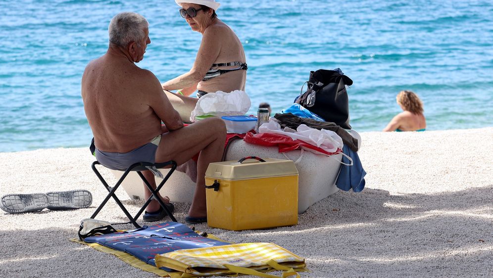 Prizor sa plaže u Žnjanu